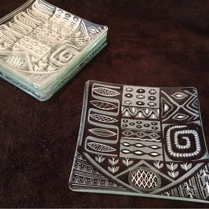 Set of 12 vintage appetizer plates.